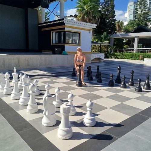 Большие уличные шахматы (без поля)